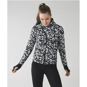 Lululemon Cozy Cuddle Up Jacket Black White Fleece High Collar Zip Jacket Size 2